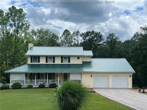 226 Washington Dr, Kenna, WV, 25248-7234 | Card Image