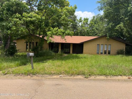 4224 Cypress Dr, Jackson, MS, 39212-3405 | Card Image