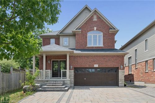 145 Redtail St, Kitchener, ON, N2K4J5 | Card Image