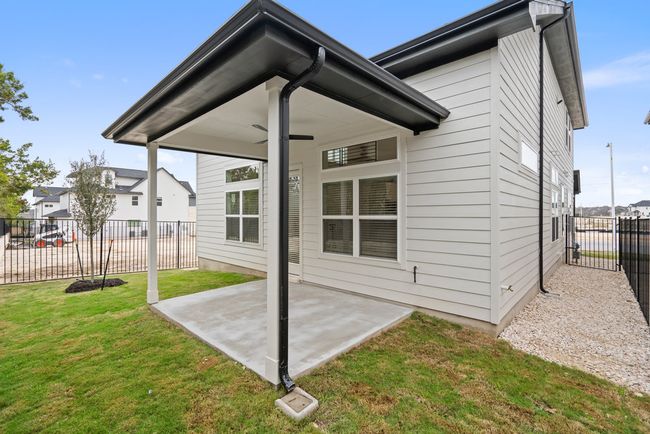 2008 Kit Cir, House other with 4 bedrooms, 3 bathrooms and 2 parking in Austin TX | Image 27