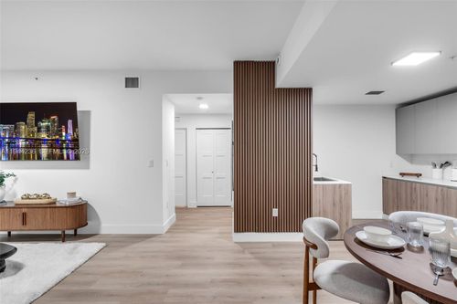 202-3728 Nw 19th Ave, MIAMI, FL, 33142-5436 | Card Image