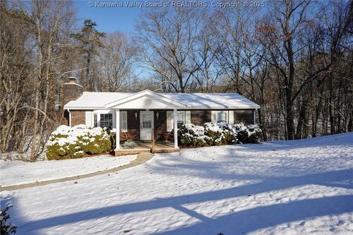 2677 Bills Creek Rd, Winfield, WV, 25213-7684 | Card Image