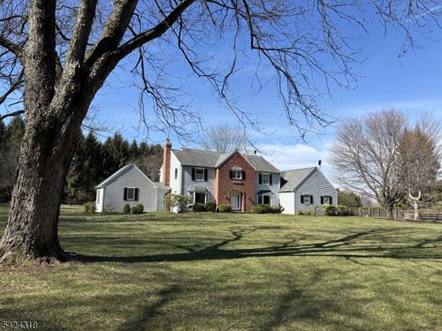 3037 Comfort Rd, NEW HOPE, PA, 18938-5623 | Card Image