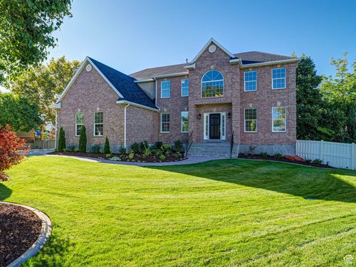572 E Autumn Hollow Ct, Draper, UT, 84020-8624 | Card Image