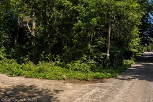 0000 Holmes Road Holmes Road, White Lake Charter Township, MI, 48386 | Card Image