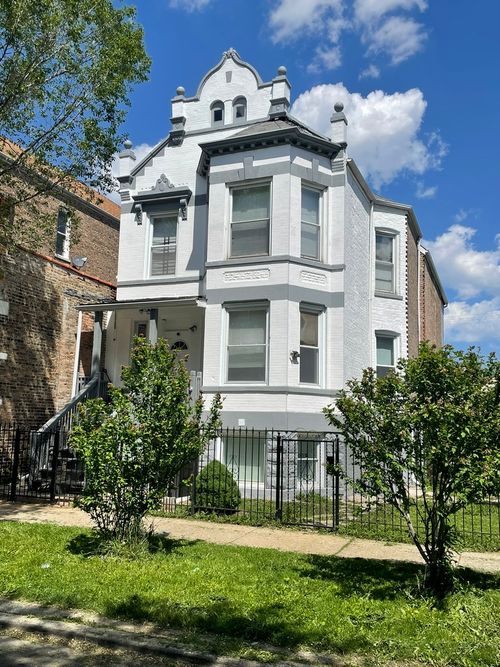 2407 Trumbull Ave, Chicago, IL, 60623-3929 | Card Image