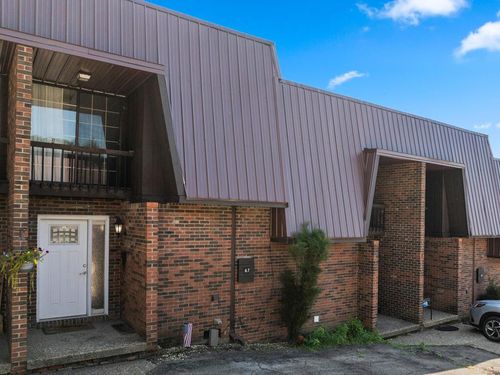 98 Edgwood St, Wheeling, WV, 26003-5739 | Card Image