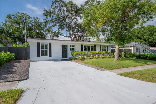 4710 W Wallace Ave, TAMPA, FL, 33611-5647 | Card Image