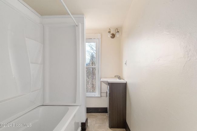 285 Main St, House other with 4 bedrooms, 2 bathrooms and 2 parking in Worcester NY | Image 22