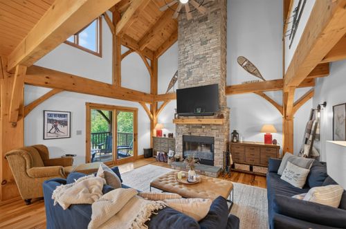 48a-48A Hammer Beam Loop, Dover, VT, 05356 | Card Image