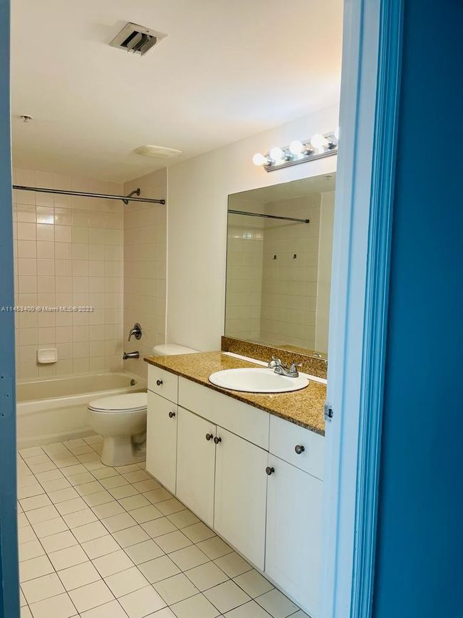 APT-802 - 60 Nw 37 Th Ave, Condo with 2 bedrooms, 2 bathrooms and null parking in Miami FL | Image 23