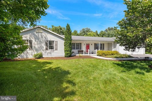 315 Friendship Ln, GETTYSBURG, PA, 17325-7259 | Card Image