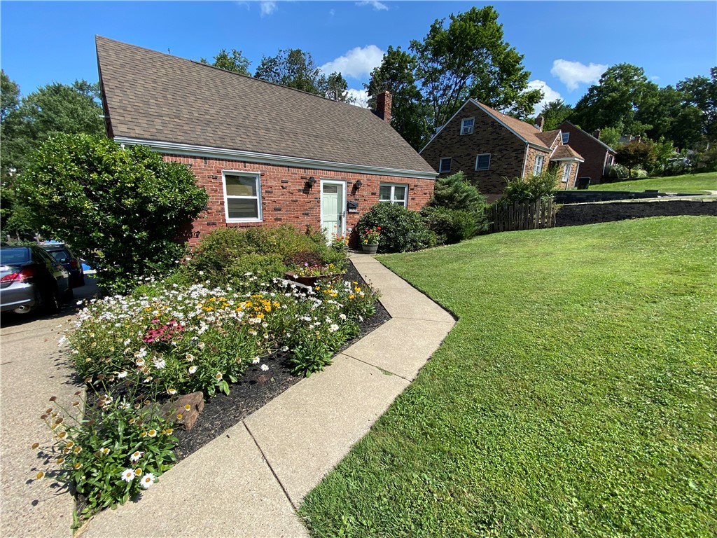 Logan Rd, Bethel Park, PA 15102