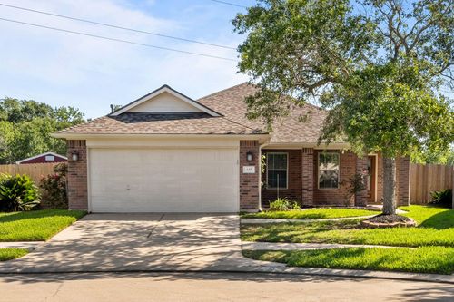 445 De Coster Blvd, Alvin, TX, 77511-4756 | Card Image