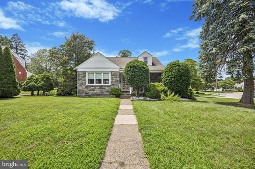 264 Hawthorne Rd, Morton, PA, 19070-1012 | Card Image