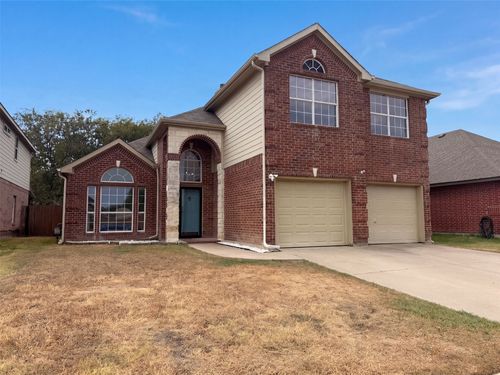 5821 Starboardway Dr, Fort Worth, TX, 76135-1811 | Card Image