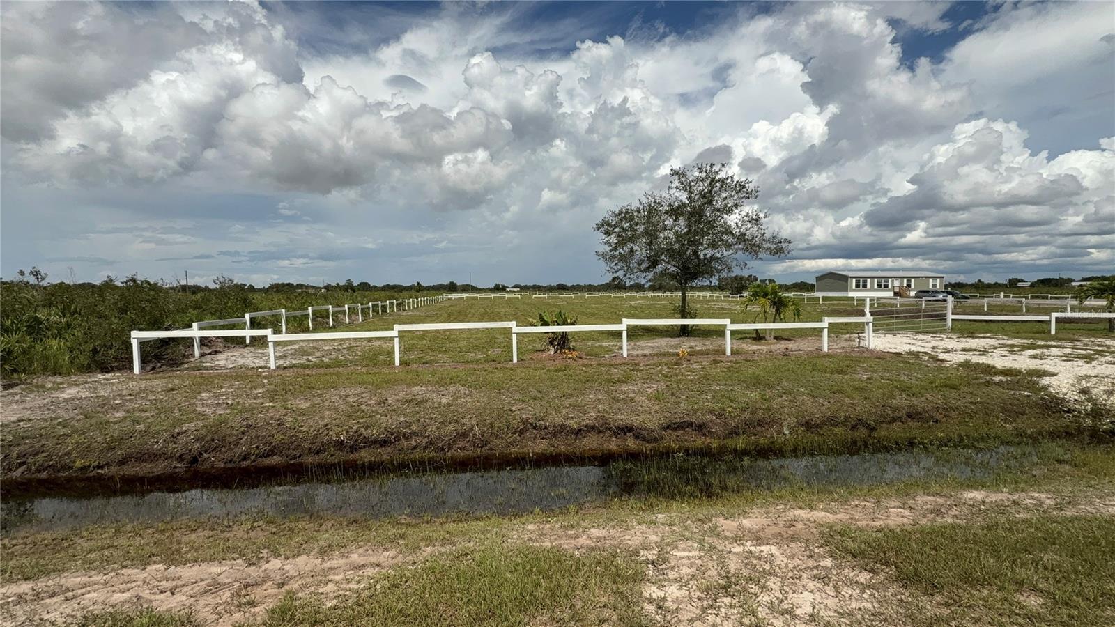 Land in OKEECHOBEE 3