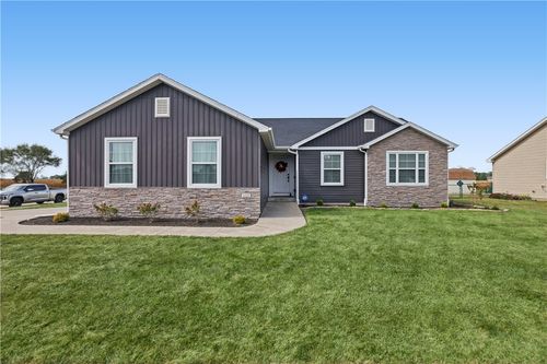 1121 Meadowbrook Ct, Mattoon, IL, 61938-5017 | Card Image