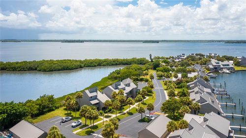 1306-1306 Spyglass Ln, Vero Beach, FL, 32963-4371 | Card Image