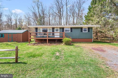 133 Wynooska Rd, Greentown, PA, 18426-4808 | Card Image