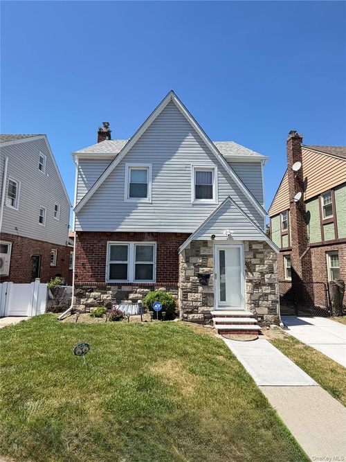 176-65 132nd Avenue, New York, NY, 11434 | Card Image