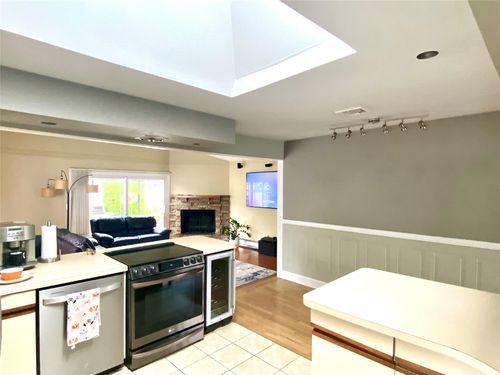 1963 Longfellow Ave, East Meadow, NY, 11554-5127 | Card Image