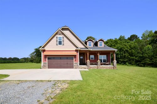 670 Cricket Ln, Mount Ulla, NC, 28125-6745 | Card Image