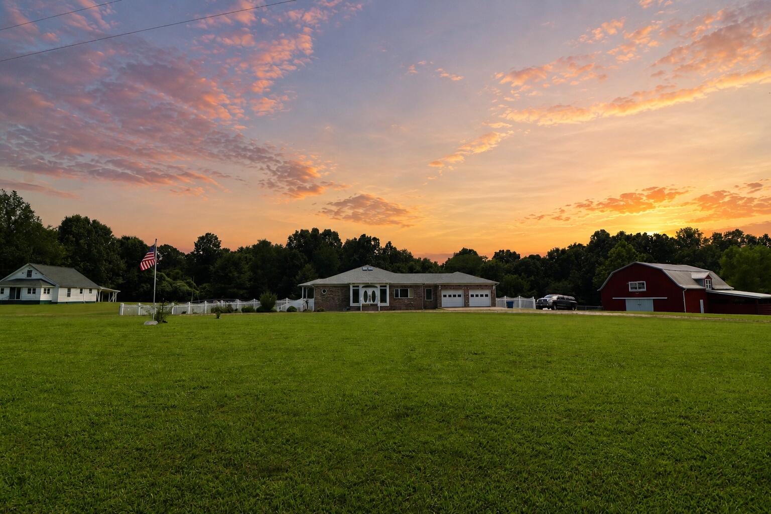 Residential in Fancy Farm 2