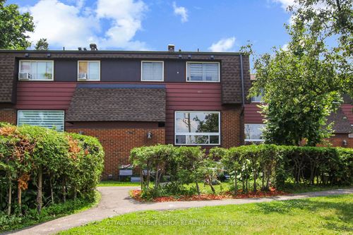 1F Banner Rd, Nepean, ON, K2H8T3 | Card Image