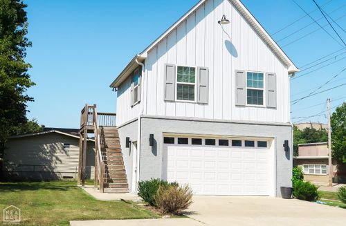 201 Vine St, Jonesboro, AR, 72401-2638 | Card Image