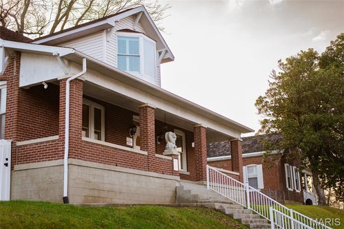 231 Good Hope St, Cape Girardeau, MO, 63703-7405 | Card Image