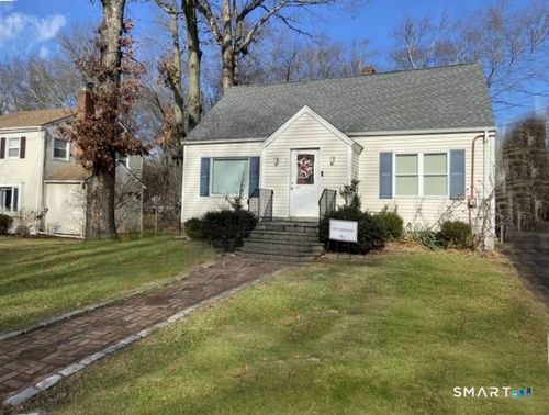 376 Dexter Dr, Bridgeport, CT, 06606-1344 | Card Image