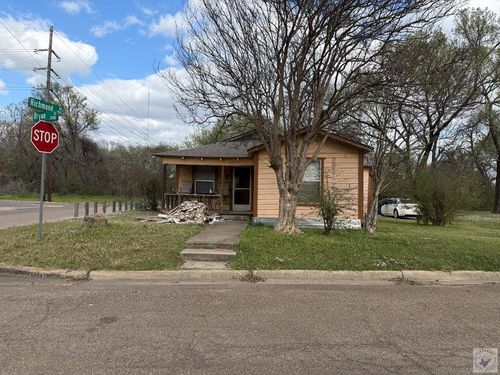 2420 Bryant St., Texarkana, TX, 75501 | Card Image