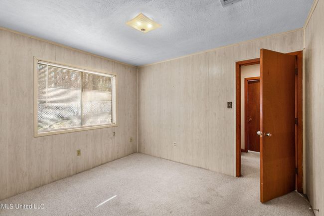 16-web-or-mls-219 E Jackson-16 | Image 12