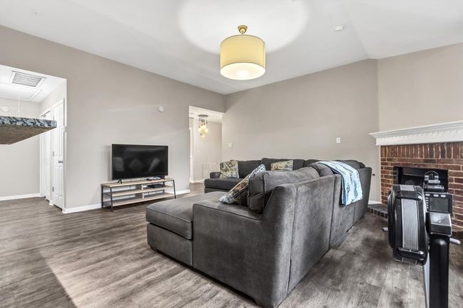 1107 Ascot St, House other with 3 bedrooms, 2 bathrooms and 2 parking in Georgetown TX | Image 6