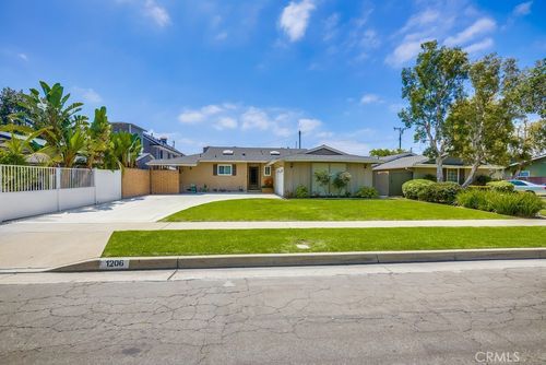 1206 W Porter Ave, Fullerton, CA, 92833-4114 | Card Image