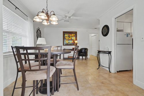 201-2701 Ne 1st St, Pompano Beach, FL, 33062-4944 | Card Image