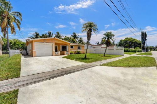 4331 Nw 27th St, Lauderhill, FL, 33313-2720 | Card Image