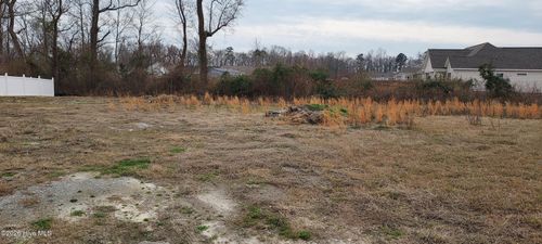 626 Bright Harvest Drive, Maysville, NC, 28555 | Card Image