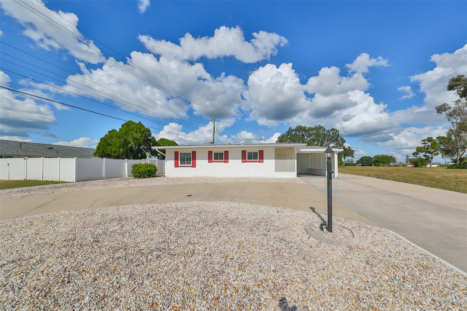 Cherry Hills Dr, Sun City Center, FL 33573