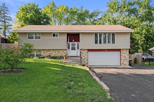 1802 Pheasant Avenue, Twin Lakes, WI, 53181 | Card Image