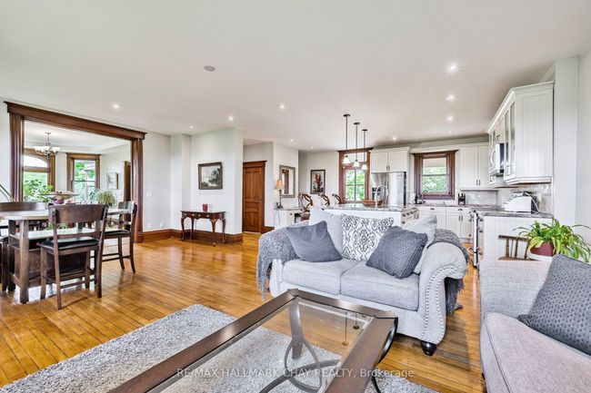 4735 20 Th Sideroad, House other with 4 bedrooms, 3 bathrooms and 4 parking in Thornton ON | Image 17