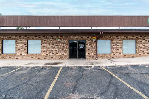 171 Folsom St Nw, Warren, OH, 44483-1916 | Card Image