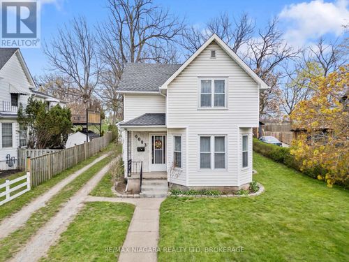 6083 Barker Street, Niagara Falls (Dorchester), ON, L2G1Y5 | Card Image