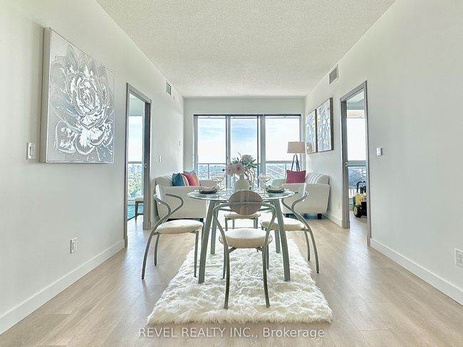 1902 - 25 Mcmahon Dr, Condo with 3 bedrooms, 3 bathrooms and 1 parking in North York ON | Image 12