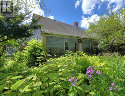 155 Pelham St, House other with 5 bedrooms, 0 bathrooms and null parking in Lunenburg NS | Image 2