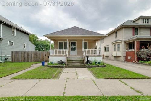 567 Superior Blvd, Wyandotte, MI, 48192-5030 | Card Image