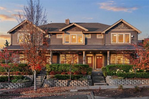 1076 Ne Ingram St, Issaquah, WA, 98029-5415 | Card Image