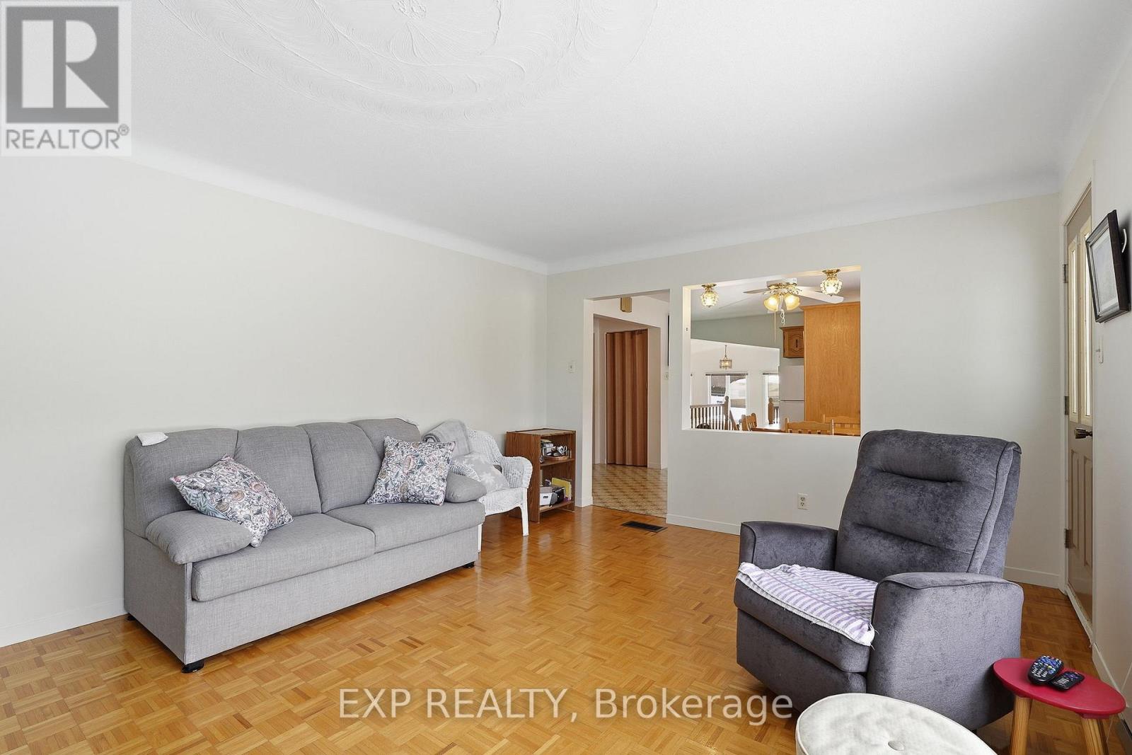 Residential in Clarence-Rockland 5