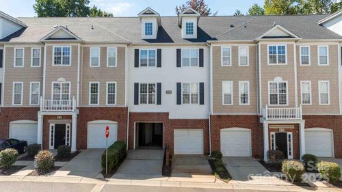 6844 Park Place Dr, Charlotte, NC, 28262-4261 | Card Image